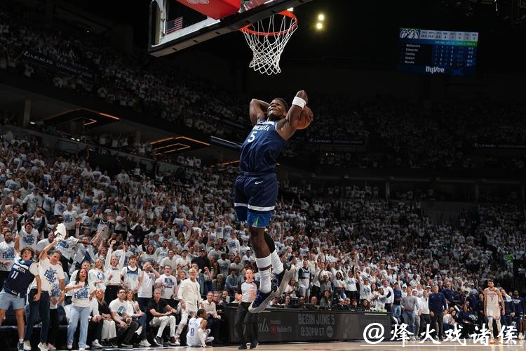 华子37分森林狼险胜快船止3连败 公牛逆转马刺 华子37分森林狼险胜快船止3连败 公牛逆转马刺